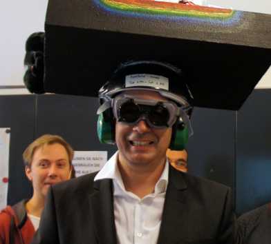 Karsten Schuhmann with his doctoral hat.